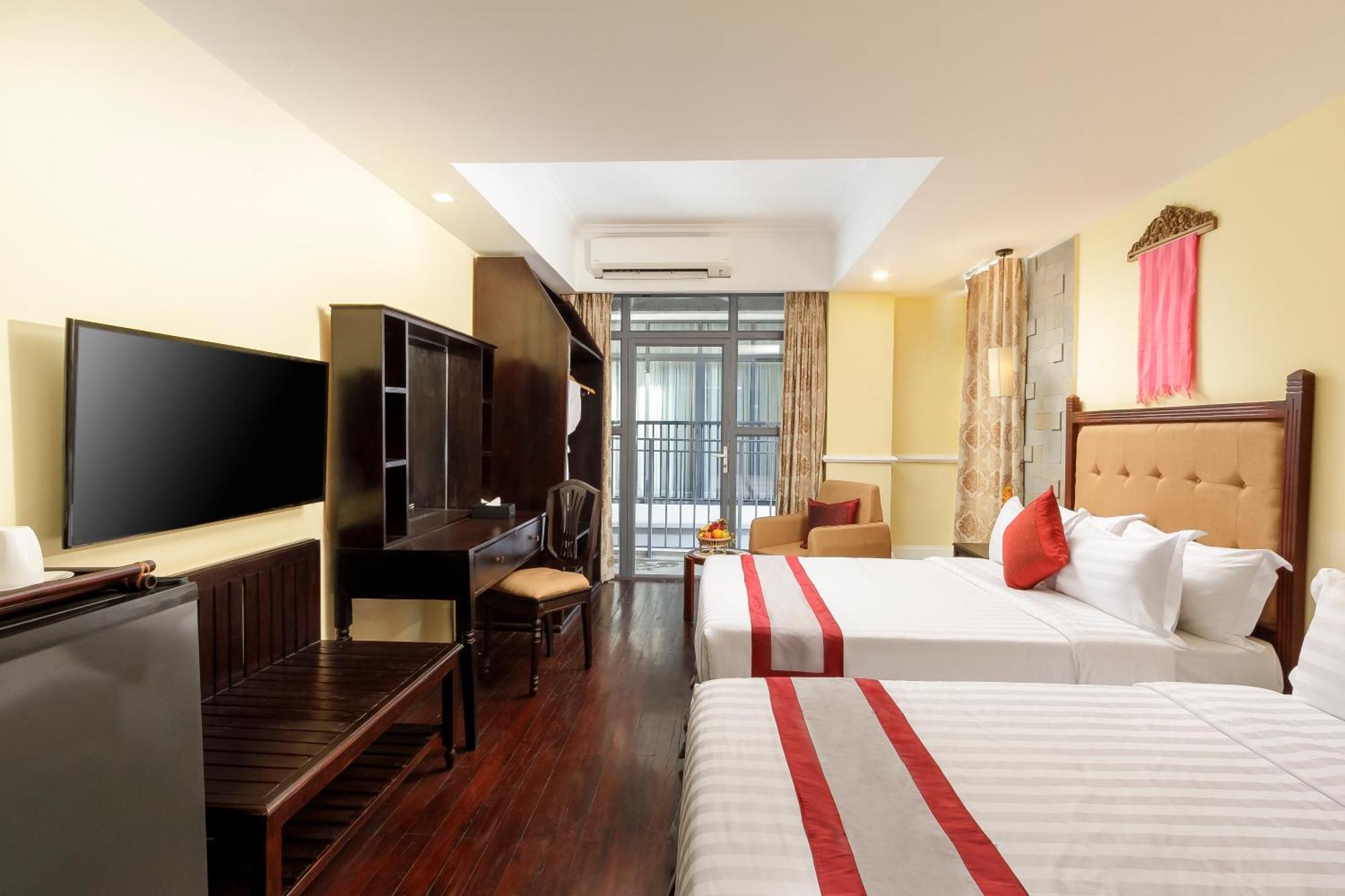 Arison Hotel Phnom Penh Exterior photo