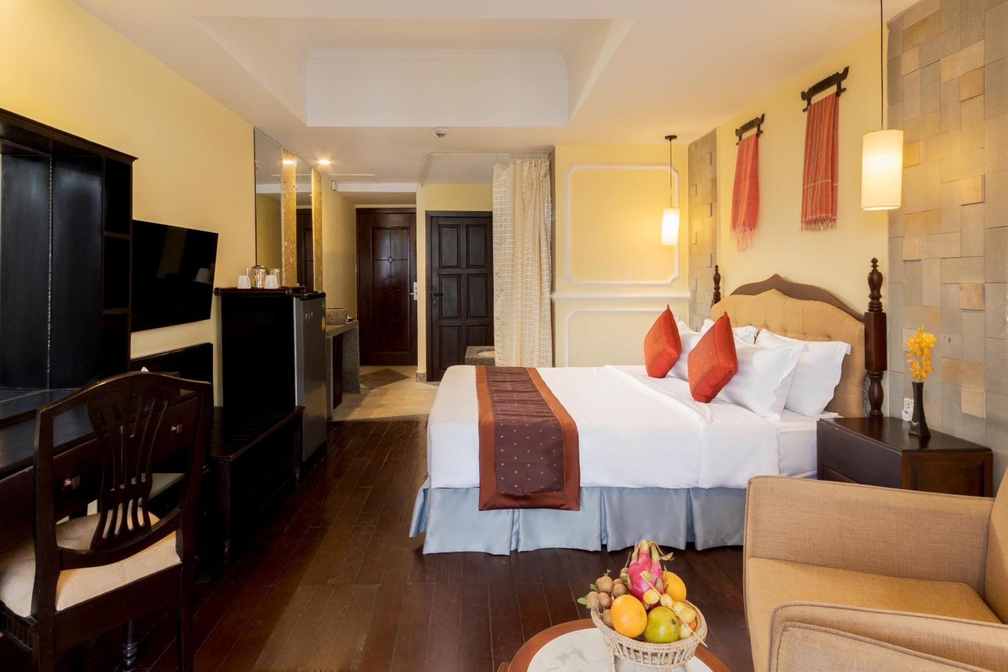 Arison Hotel Phnom Penh Exterior photo